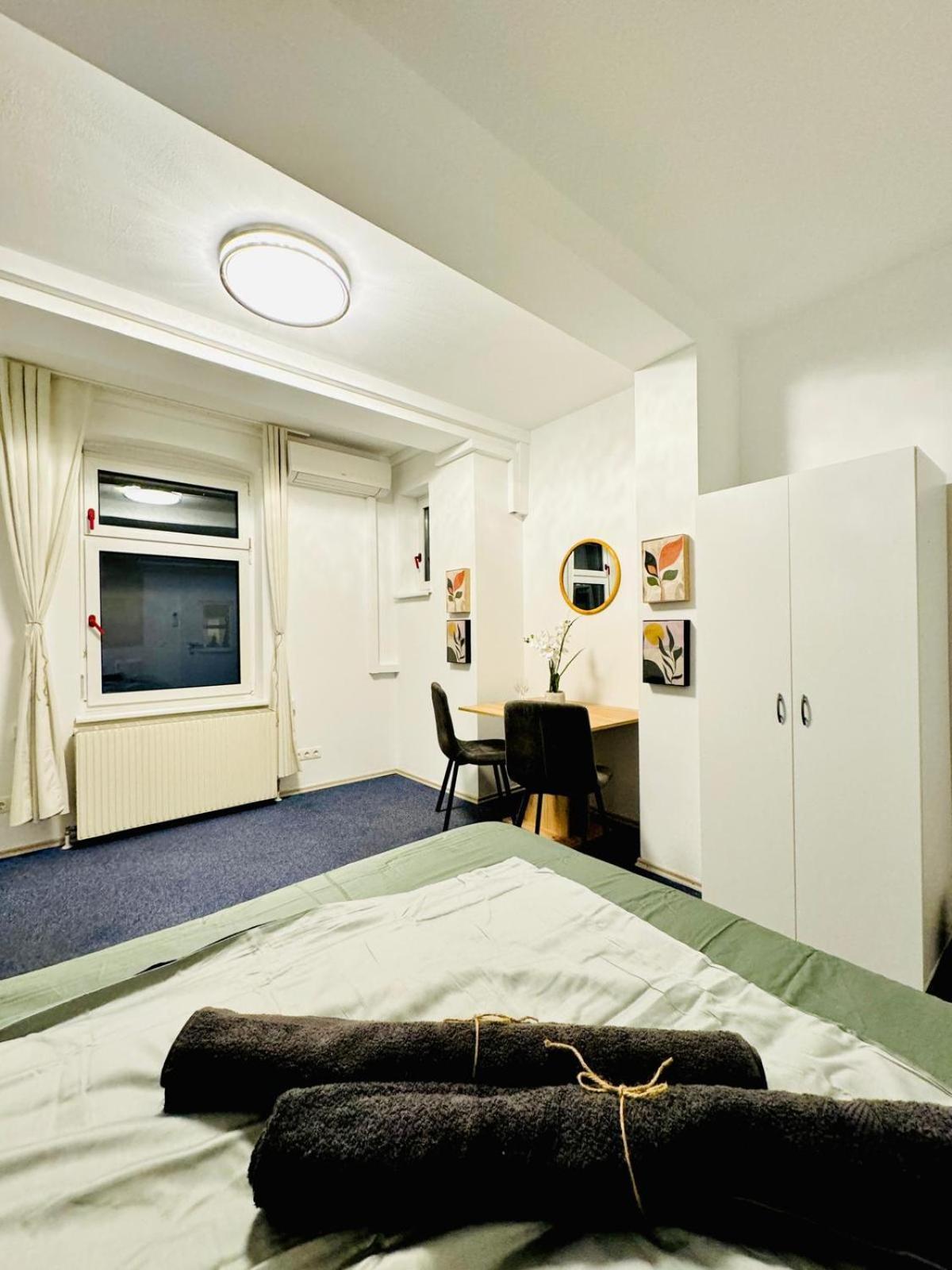 7br For Big Groups, With Great Location Wien