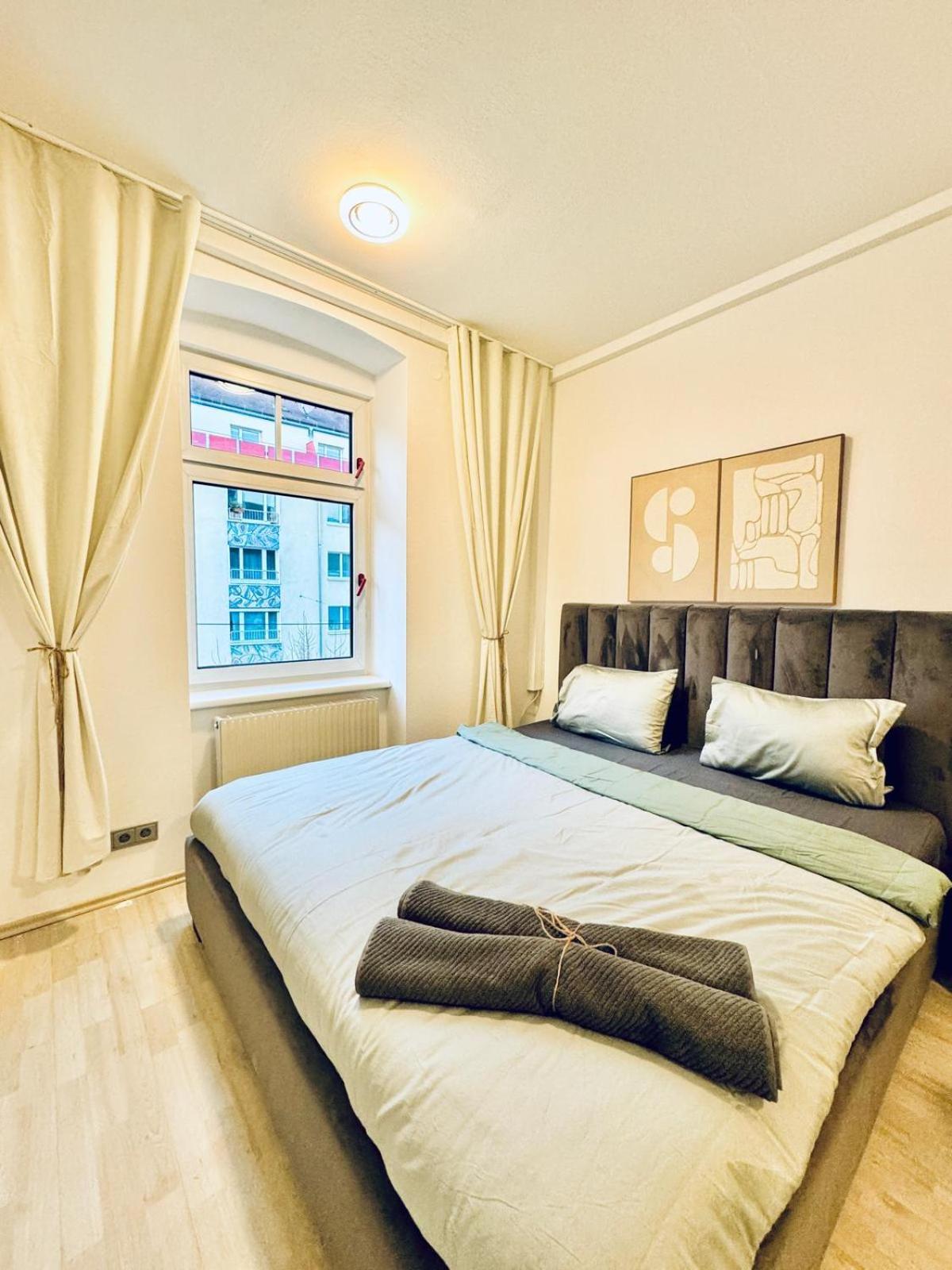 7br For Big Groups, With Great Location * Wien